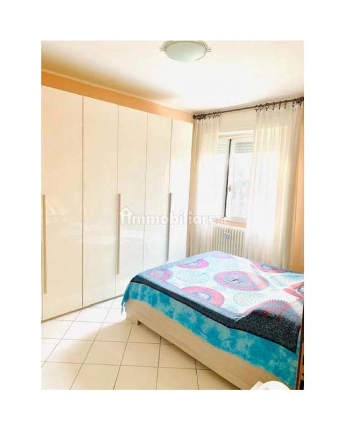 Double Room - Home Stay Милано Екстериор снимка