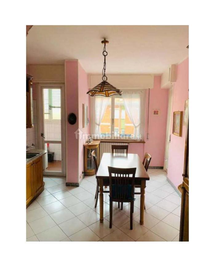 Double Room - Home Stay Милано Екстериор снимка