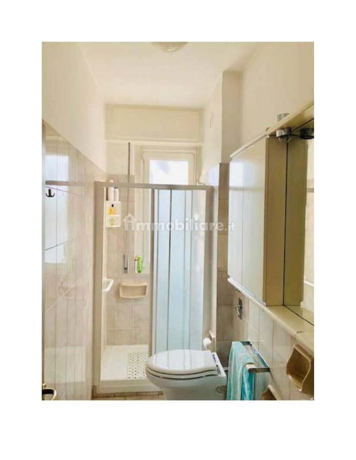 Double Room - Home Stay Милано Екстериор снимка